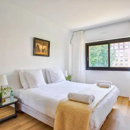 Daire Charming W- Large Balcony - 2bd-4p - Deauville